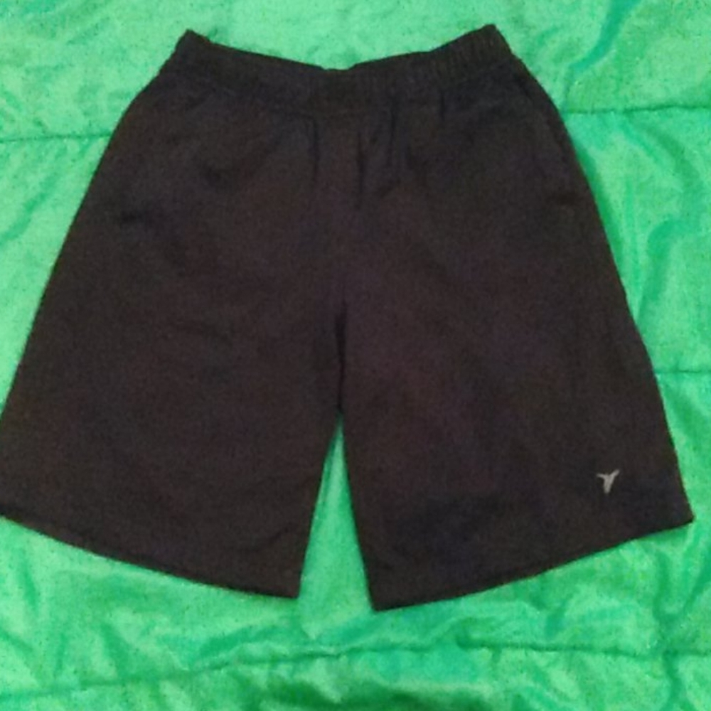teenage boy black old navy shorts
